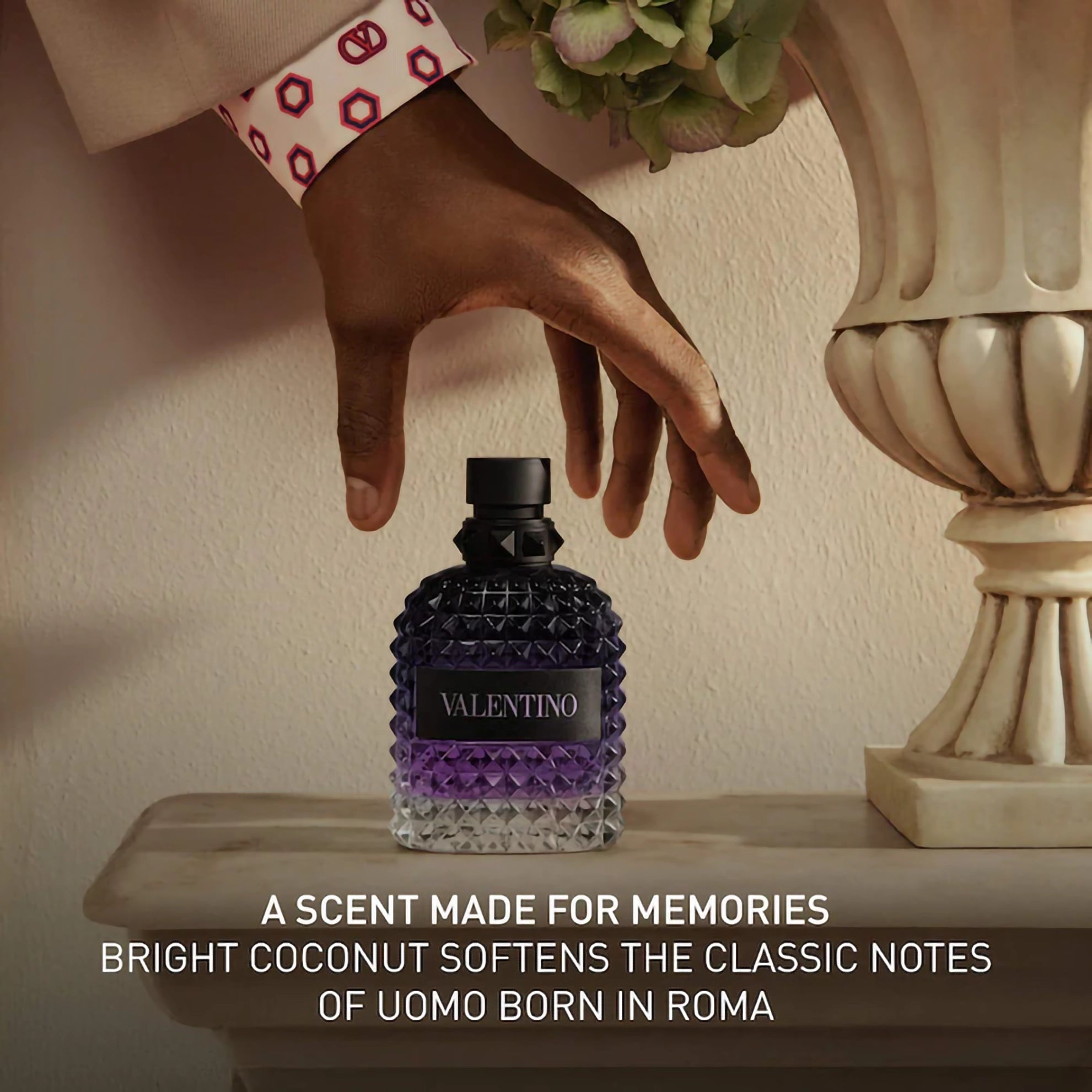 Valentino Uomo Born in Roma Purple Melancholia Eau de Toilette 100ml / 3.4 FL.OZ